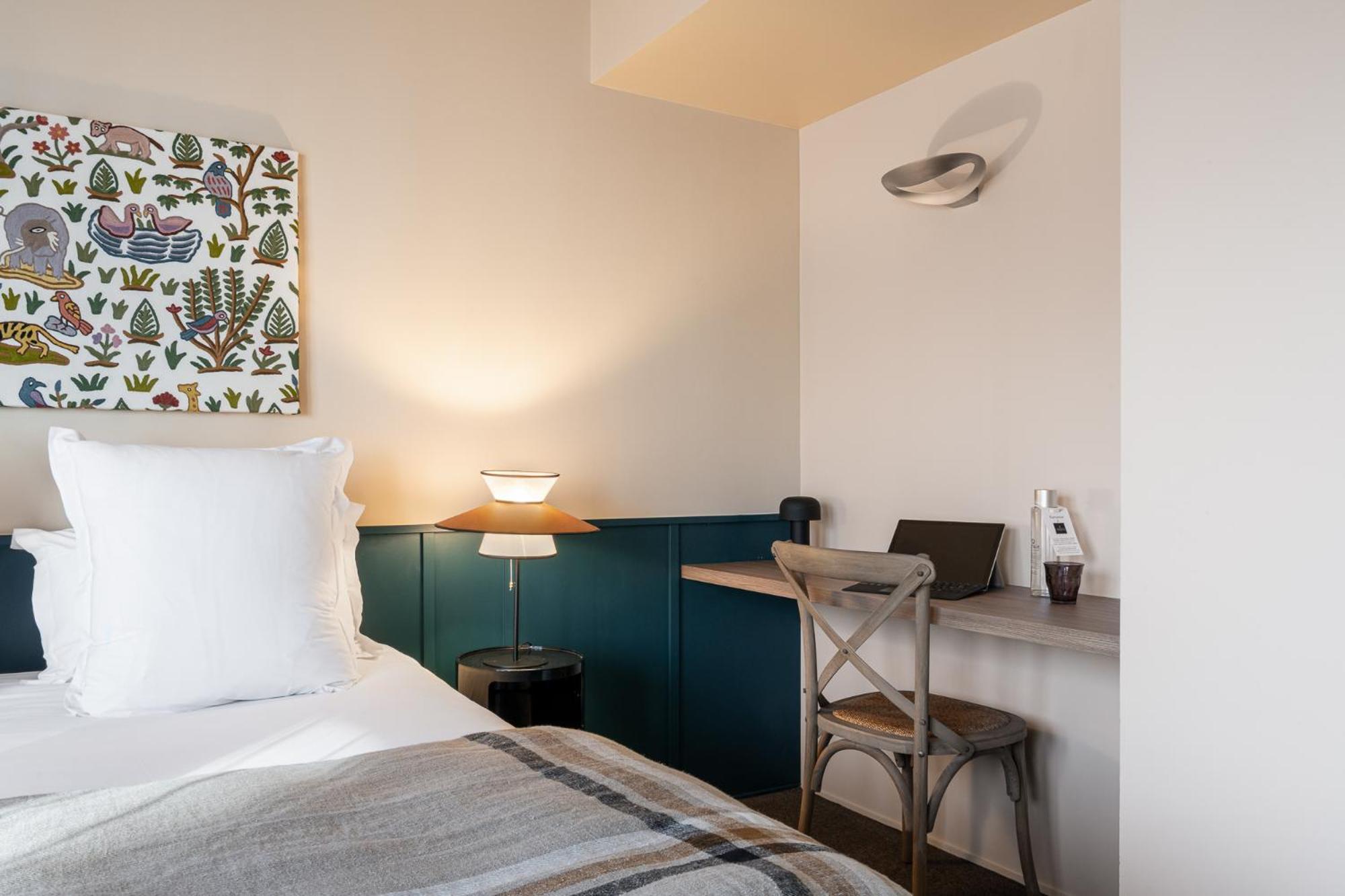 Hotel L'Adresse - Entierement Renove Сен-Мало Екстер'єр фото