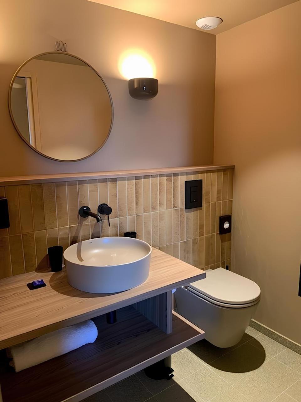 Hotel L'Adresse - Entierement Renove Сен-Мало Екстер'єр фото